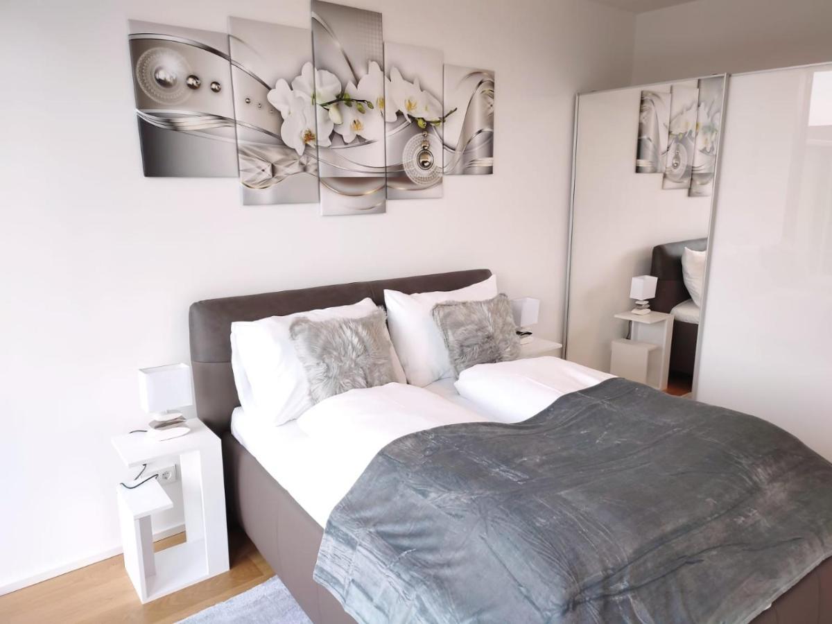 Panorama Apartment Vienna - Free Parking, Sauna & Fitness Dış mekan fotoğraf