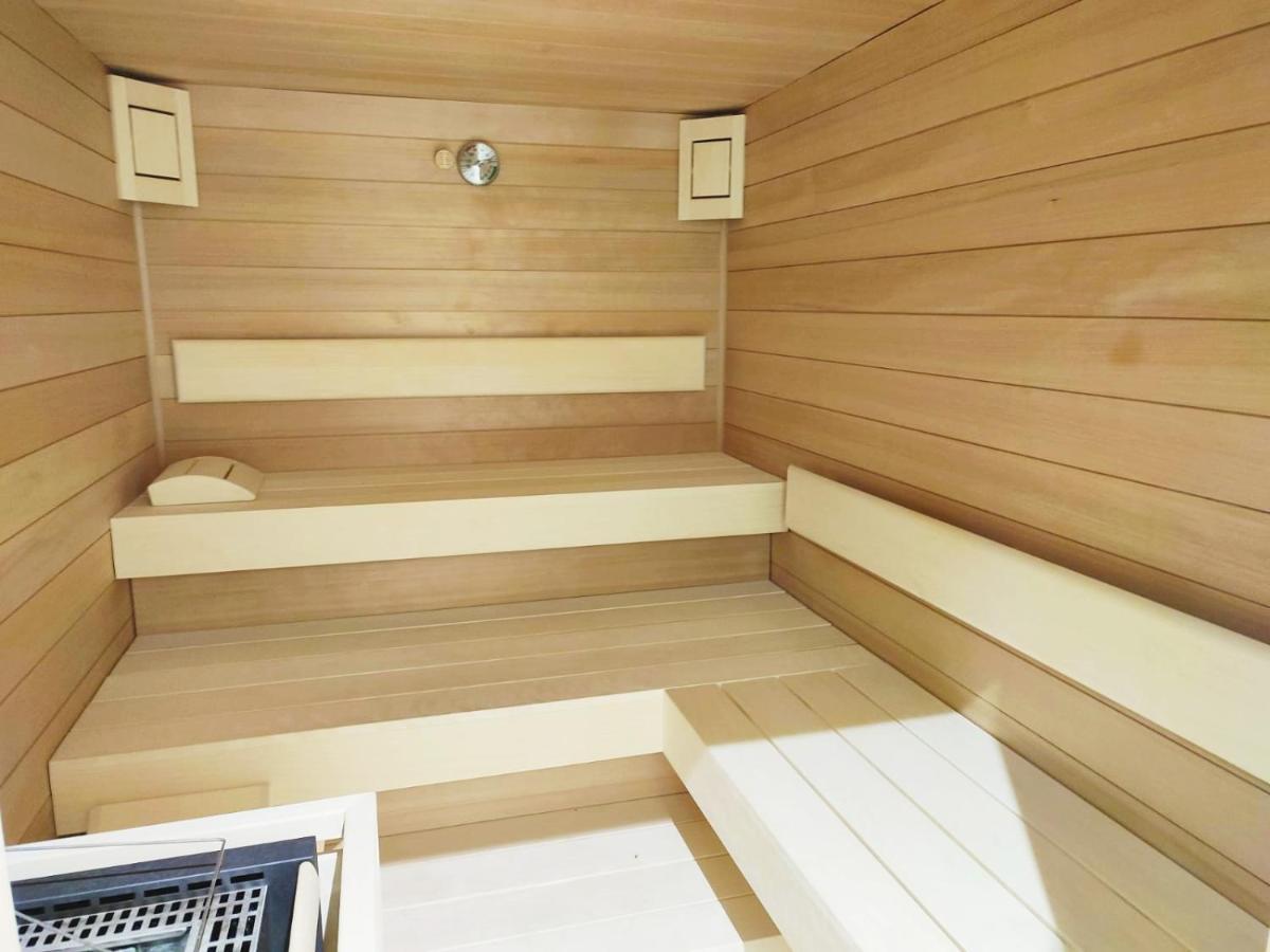 Panorama Apartment Vienna - Free Parking, Sauna & Fitness Dış mekan fotoğraf